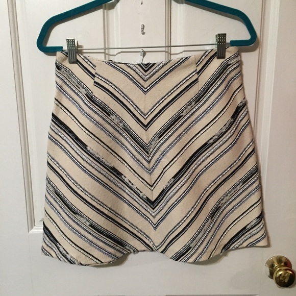 Tweed Striped Textured Zara Basic Skirt - Picture 3 of 3